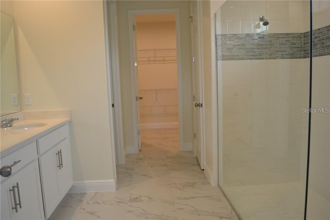 Image 11 of 12 For 16822 Wingspread Loop