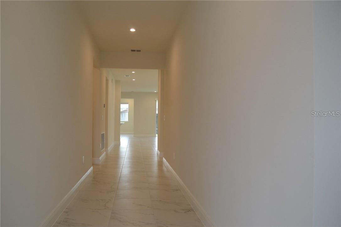 Image 2 of 12 For 16822 Wingspread Loop