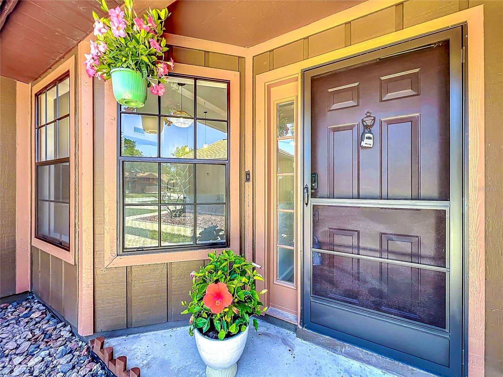 Listing photo id 11 for 1353 Nelson Court