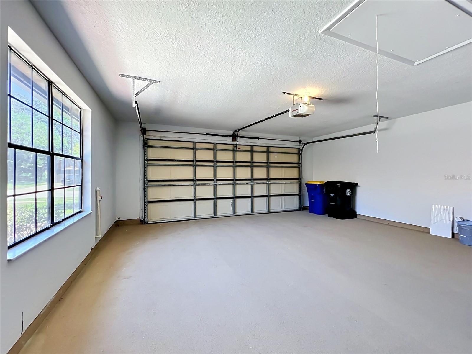 Listing photo id 43 for 1353 Nelson Court