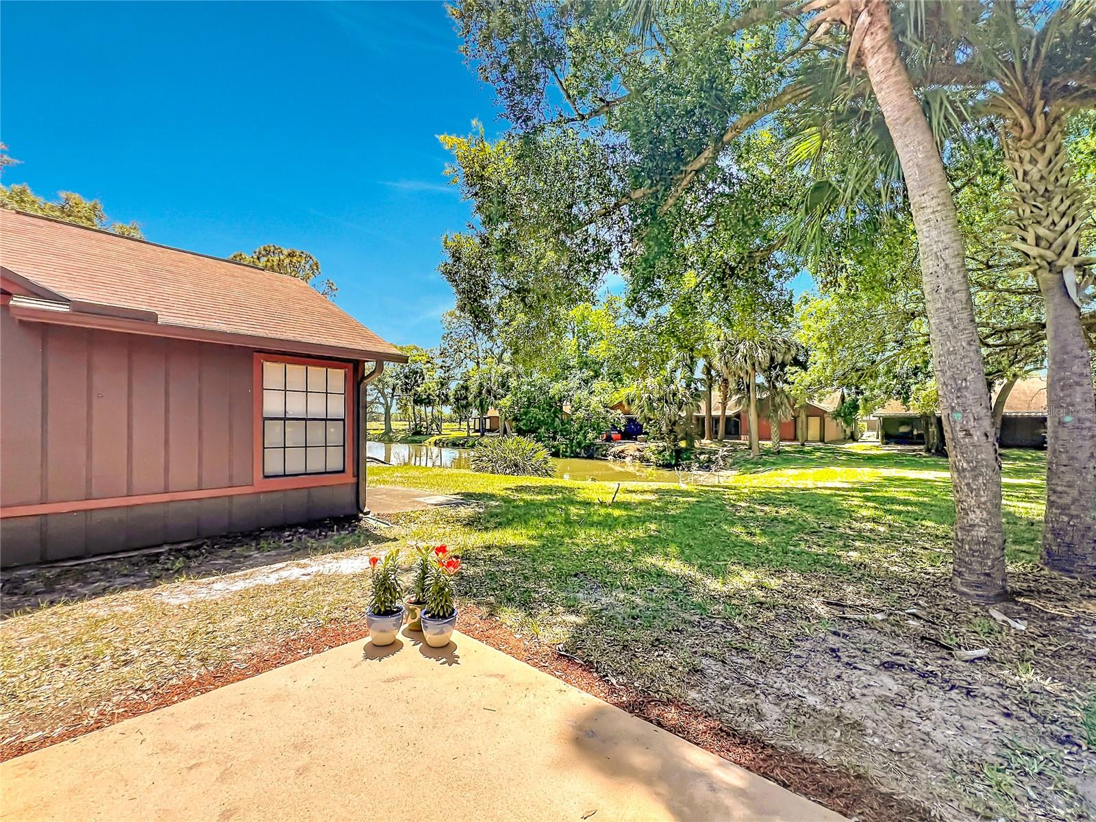 Listing photo id 50 for 1353 Nelson Court