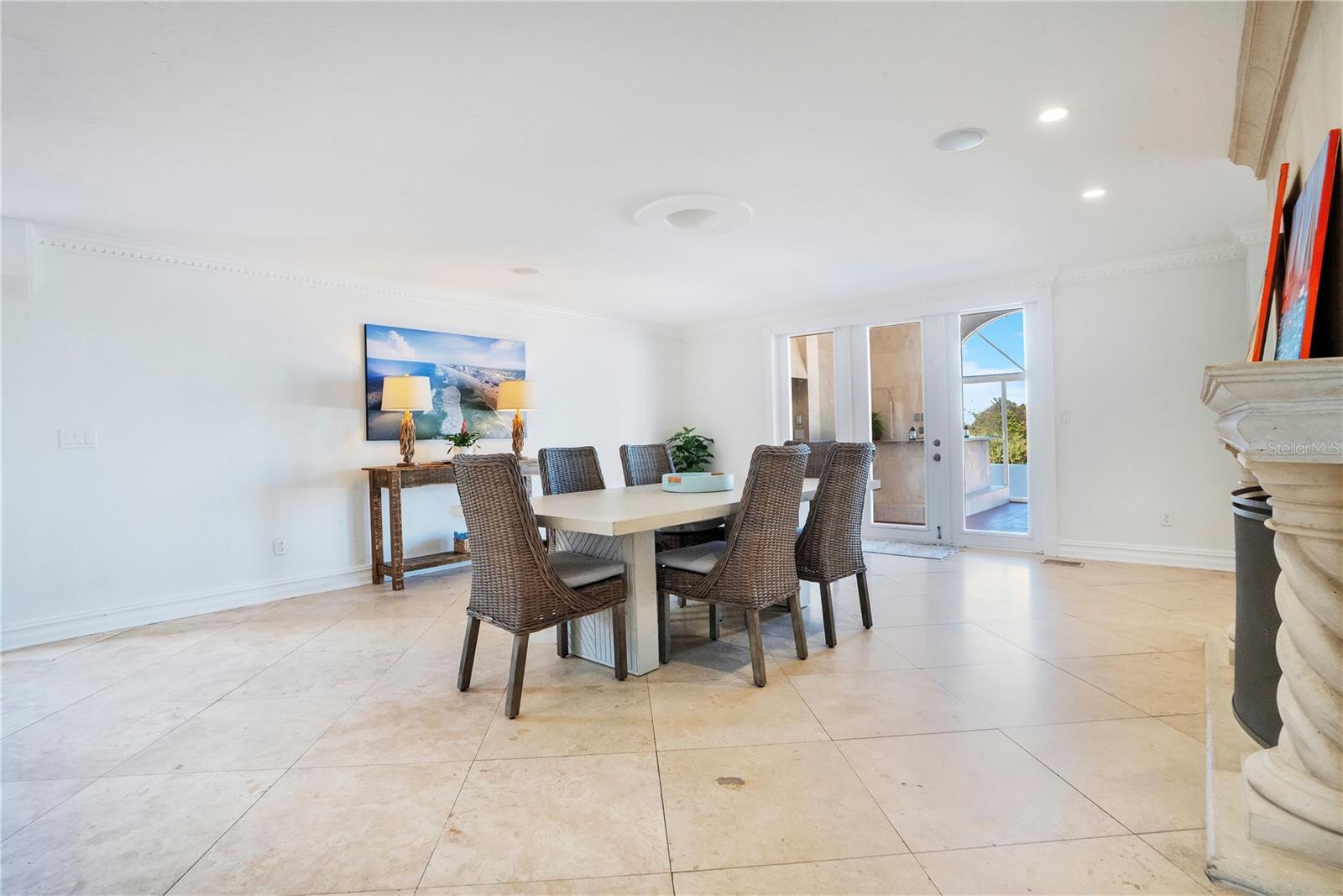 Image 11 of 100 For 2117 Ocean Drive