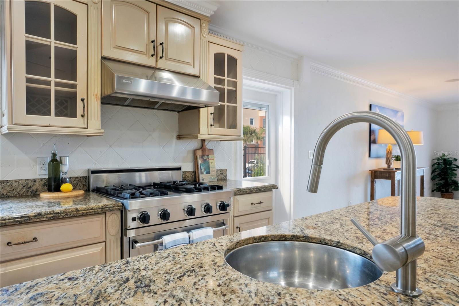 Image 22 of 100 For 2117 Ocean Drive