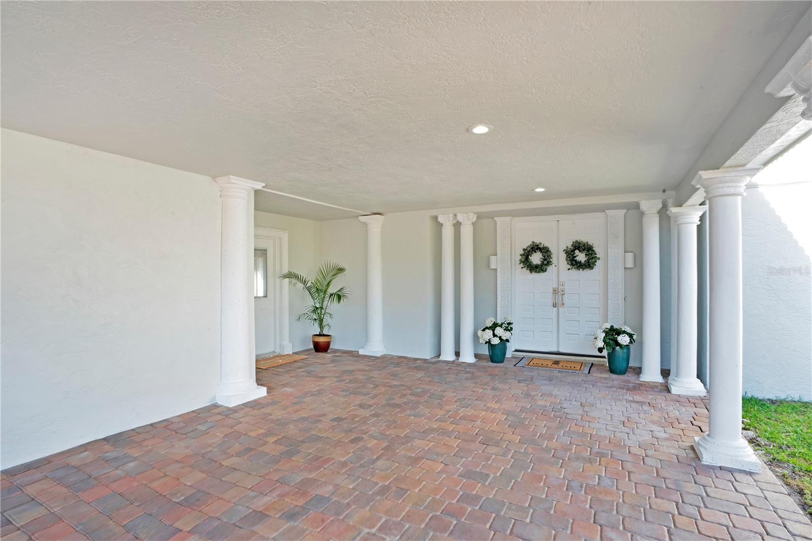 Image 3 of 100 For 2117 Ocean Drive