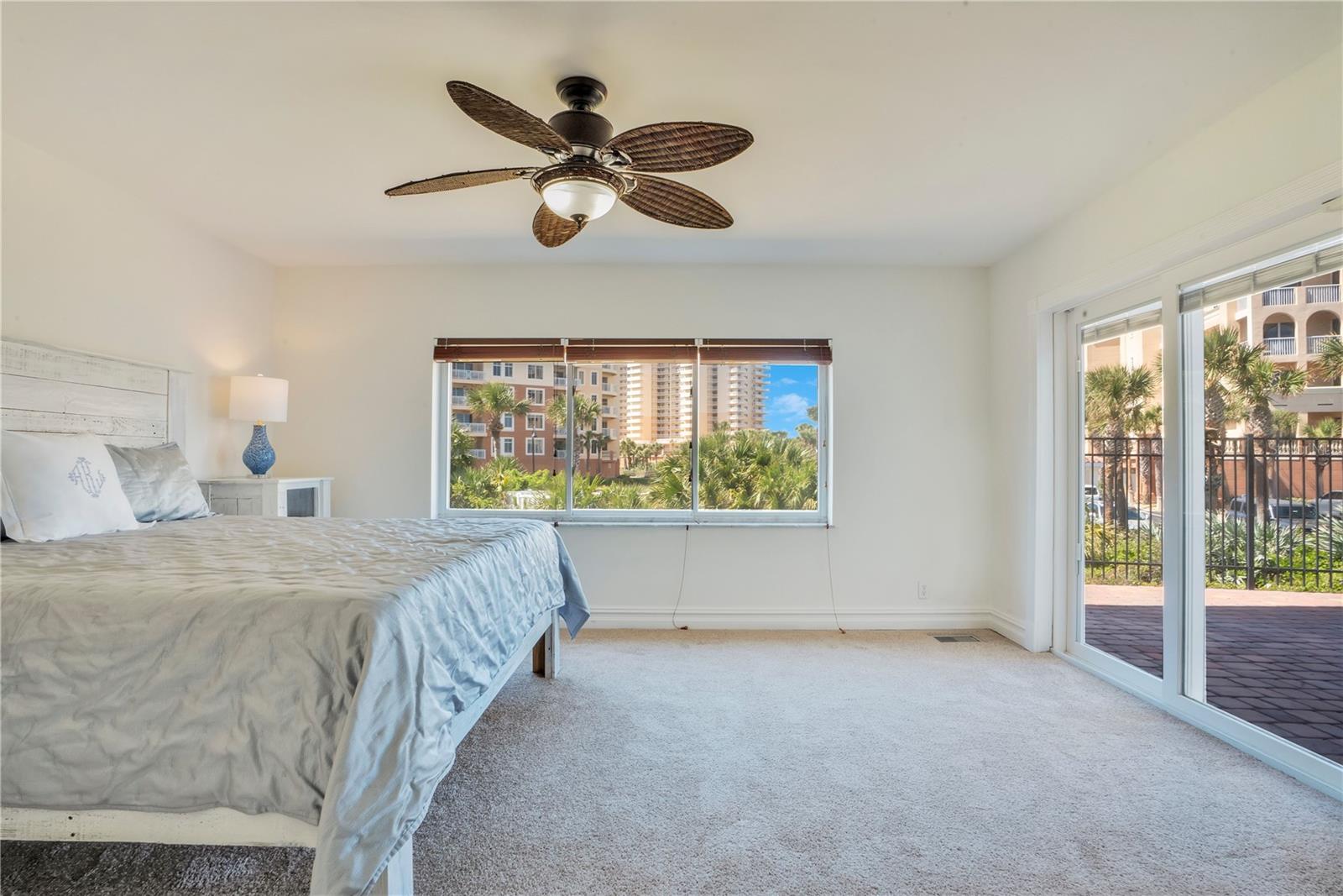 Image 33 of 100 For 2117 Ocean Drive