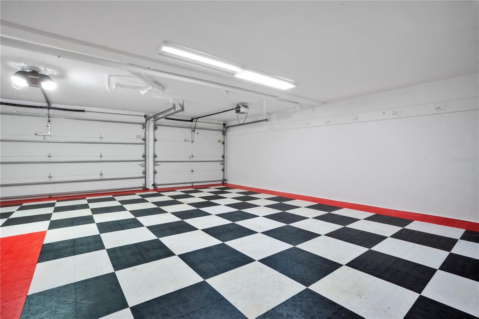 Image 69 of 100 For 2117 Ocean Drive