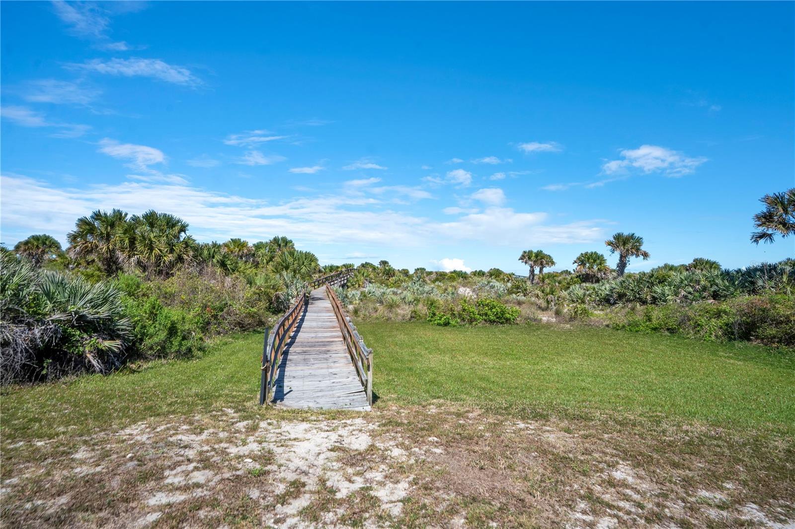 Image 95 of 100 For 2117 Ocean Drive