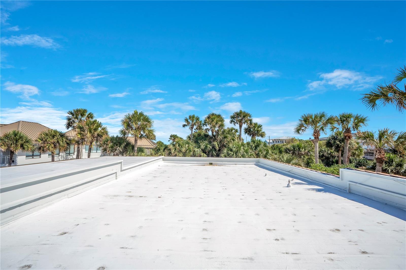 Image 98 of 100 For 2117 Ocean Drive