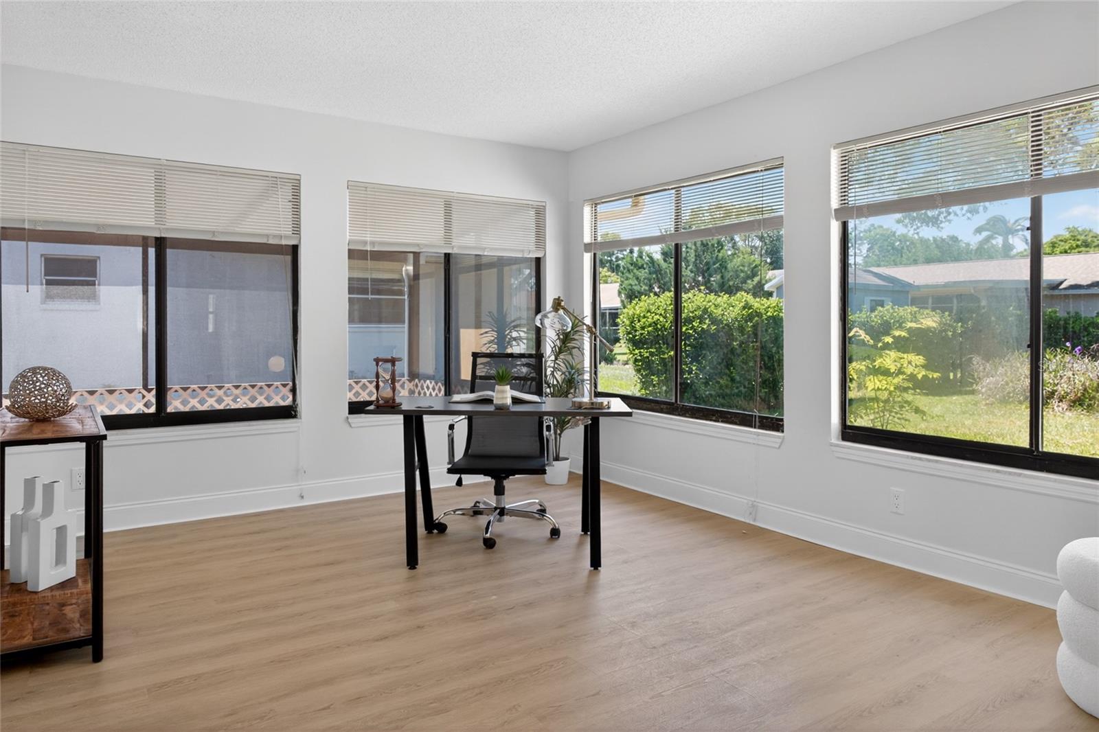 Image 27 of 34 For 716 Green Rd