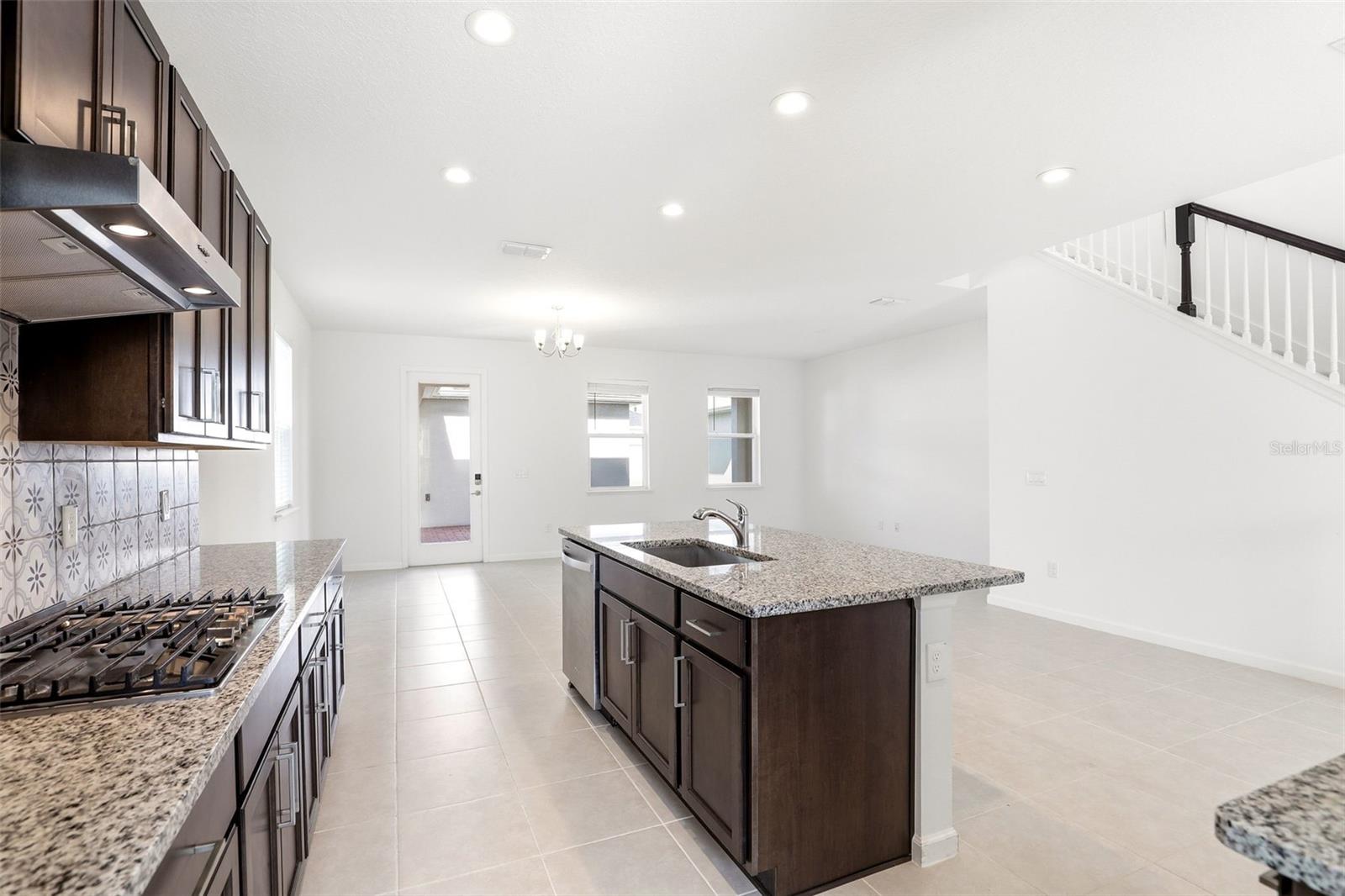 Image 14 of 38 For 2512 Cedar Rose Street