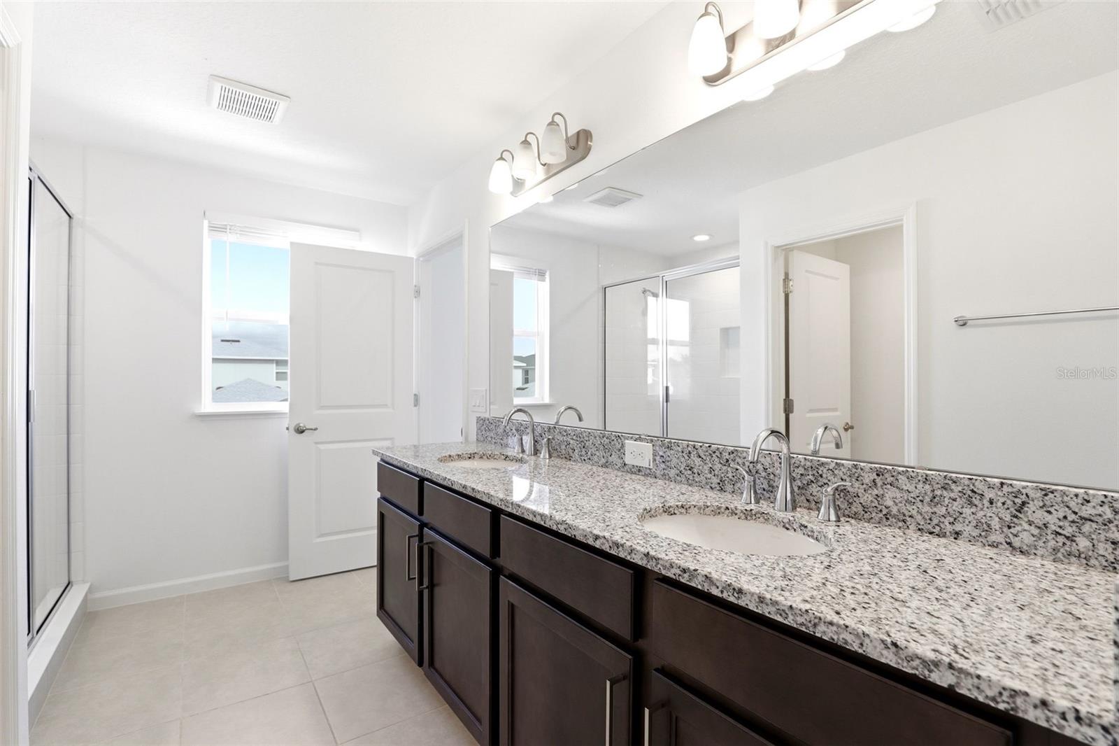 Image 21 of 38 For 2512 Cedar Rose Street