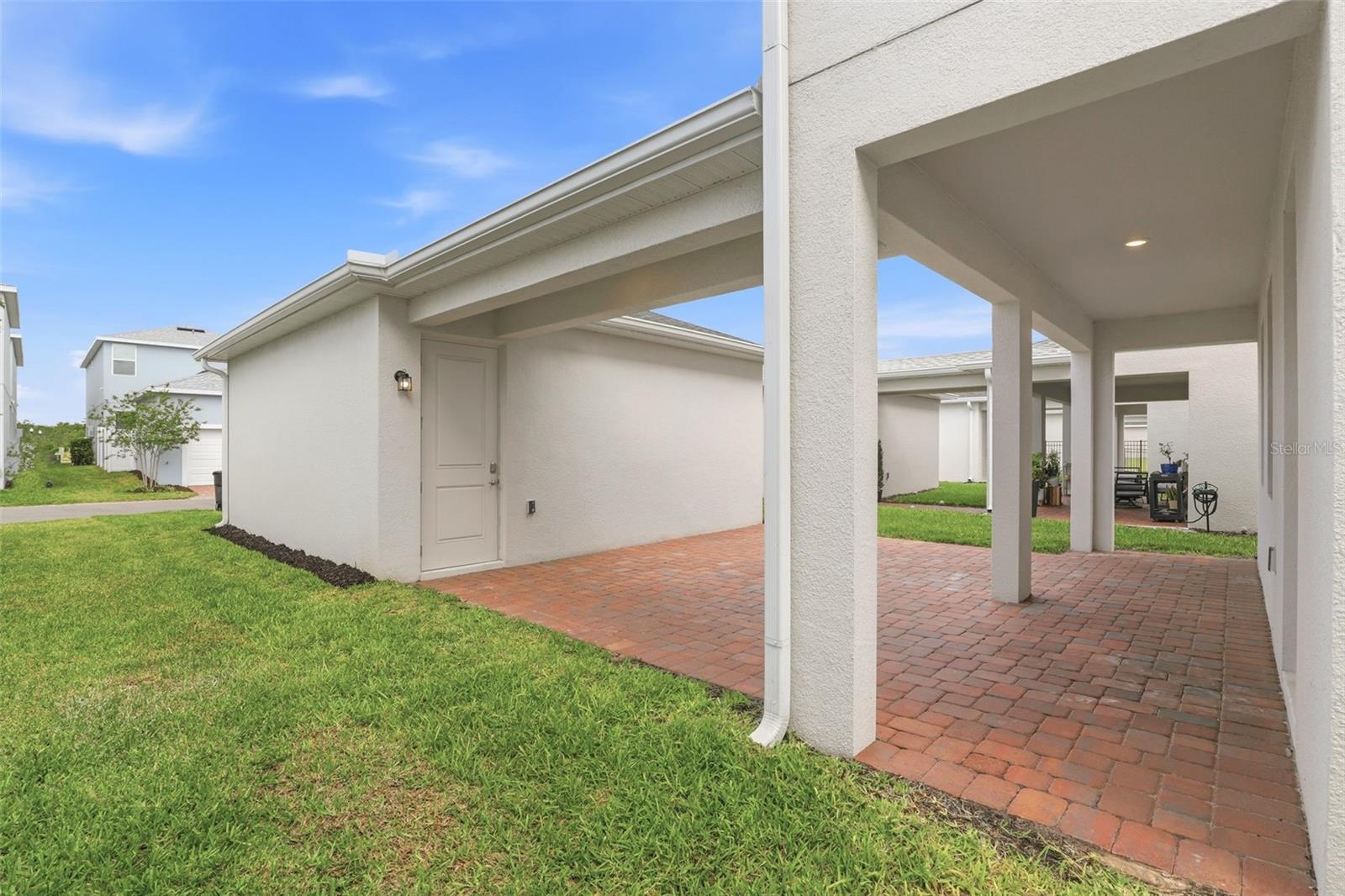 Image 30 of 38 For 2512 Cedar Rose Street