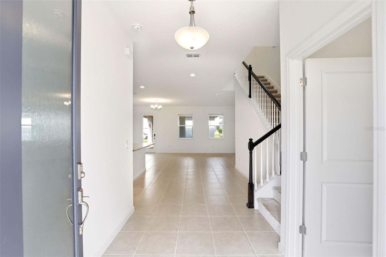 Image 5 of 38 For 2512 Cedar Rose Street