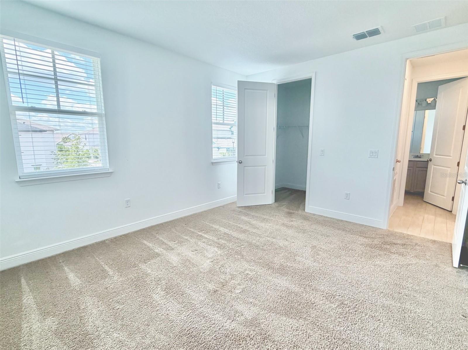 Image 8 of 13 For 10581 Marconi Avenue