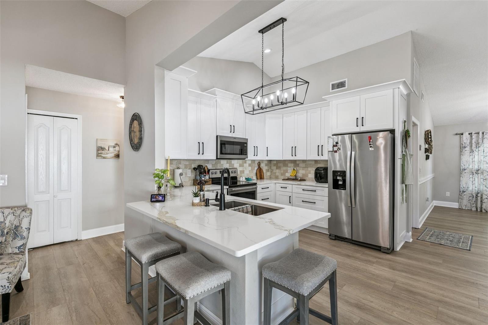 Image 10 of 26 For 2009 Shadyhill Terrace