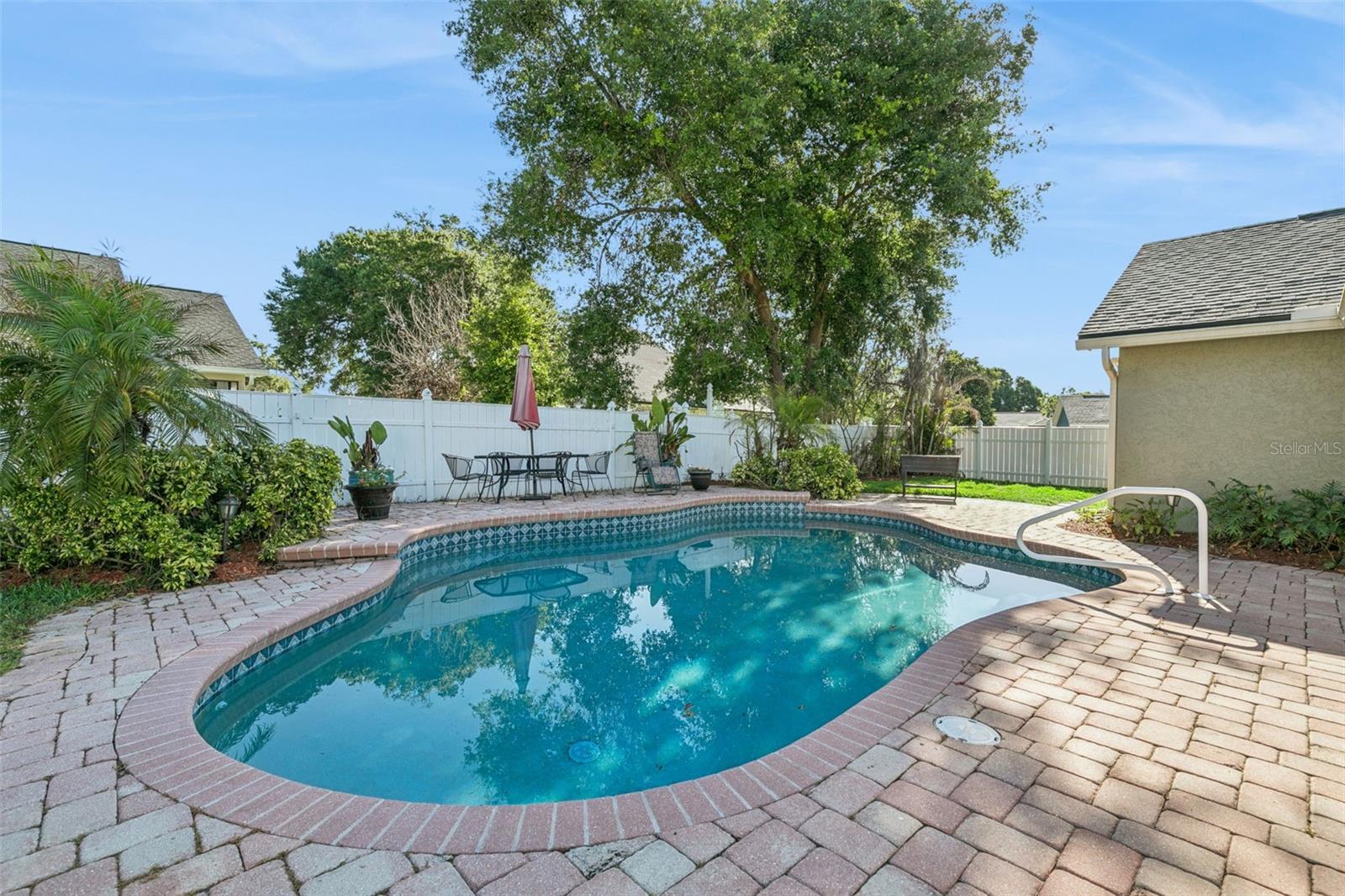 Image 25 of 26 For 2009 Shadyhill Terrace