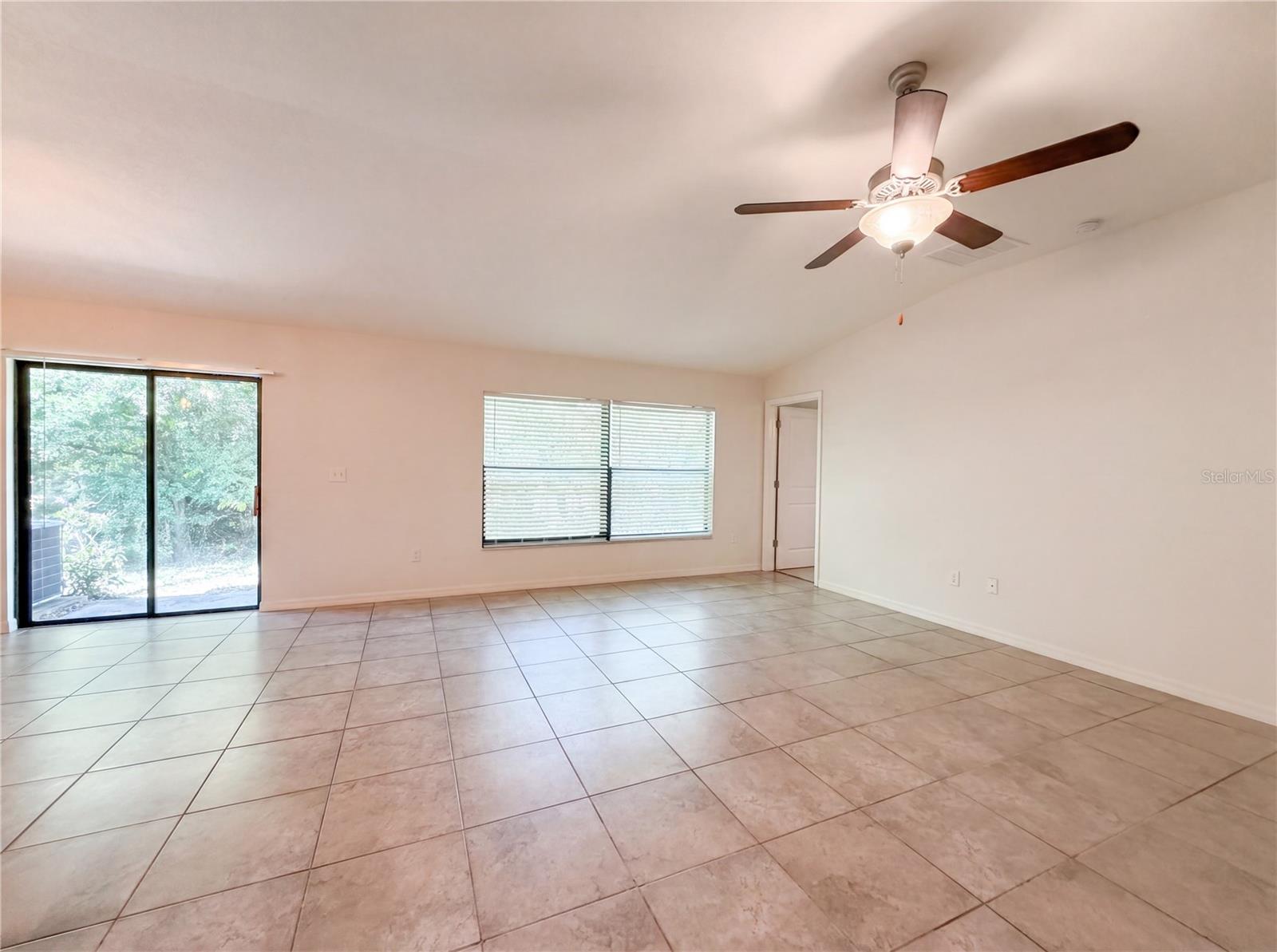 Image 11 of 27 For 12707 Lemon Pepper Drive