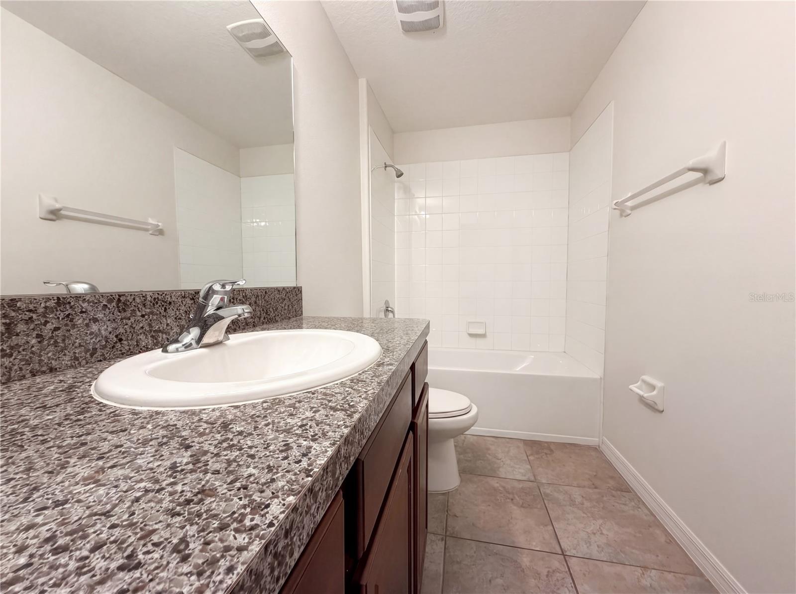 Image 24 of 27 For 12707 Lemon Pepper Drive