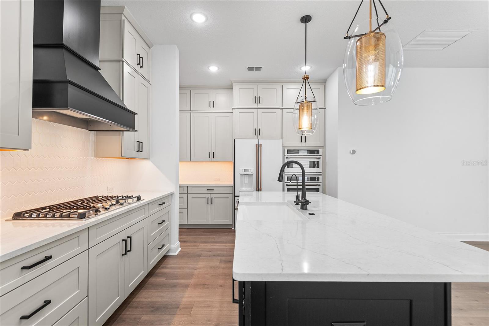 Image 2 of 27 For 1619 Osceola Avenue