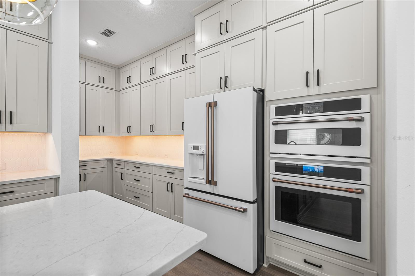 Image 5 of 27 For 1619 Osceola Avenue