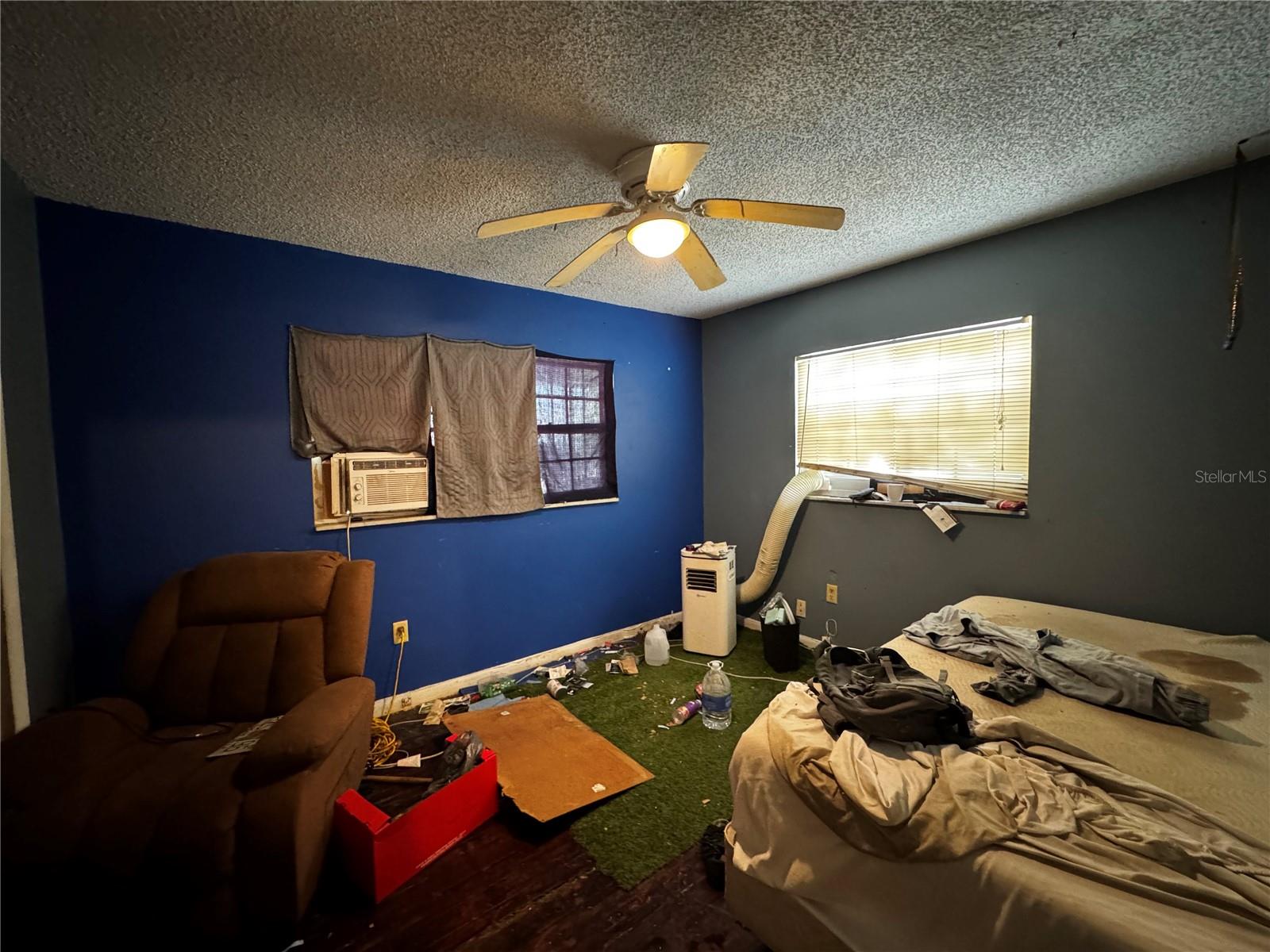 Image 11 of 13 For 1307 Historic Goldsboro Boulevard