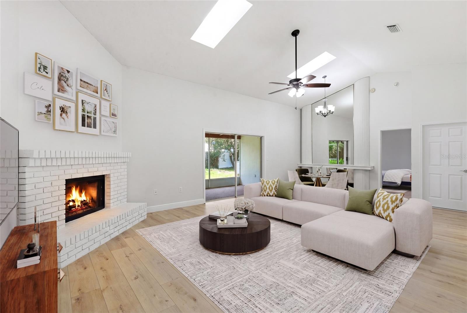 Image 3 of 20 For 5121 Stratemeyer Drive