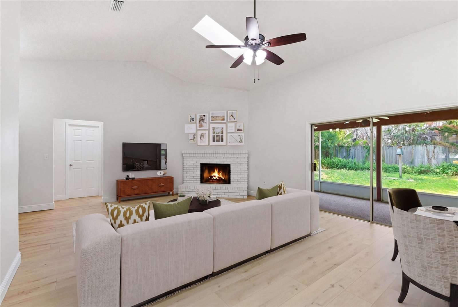 Image 5 of 20 For 5121 Stratemeyer Drive