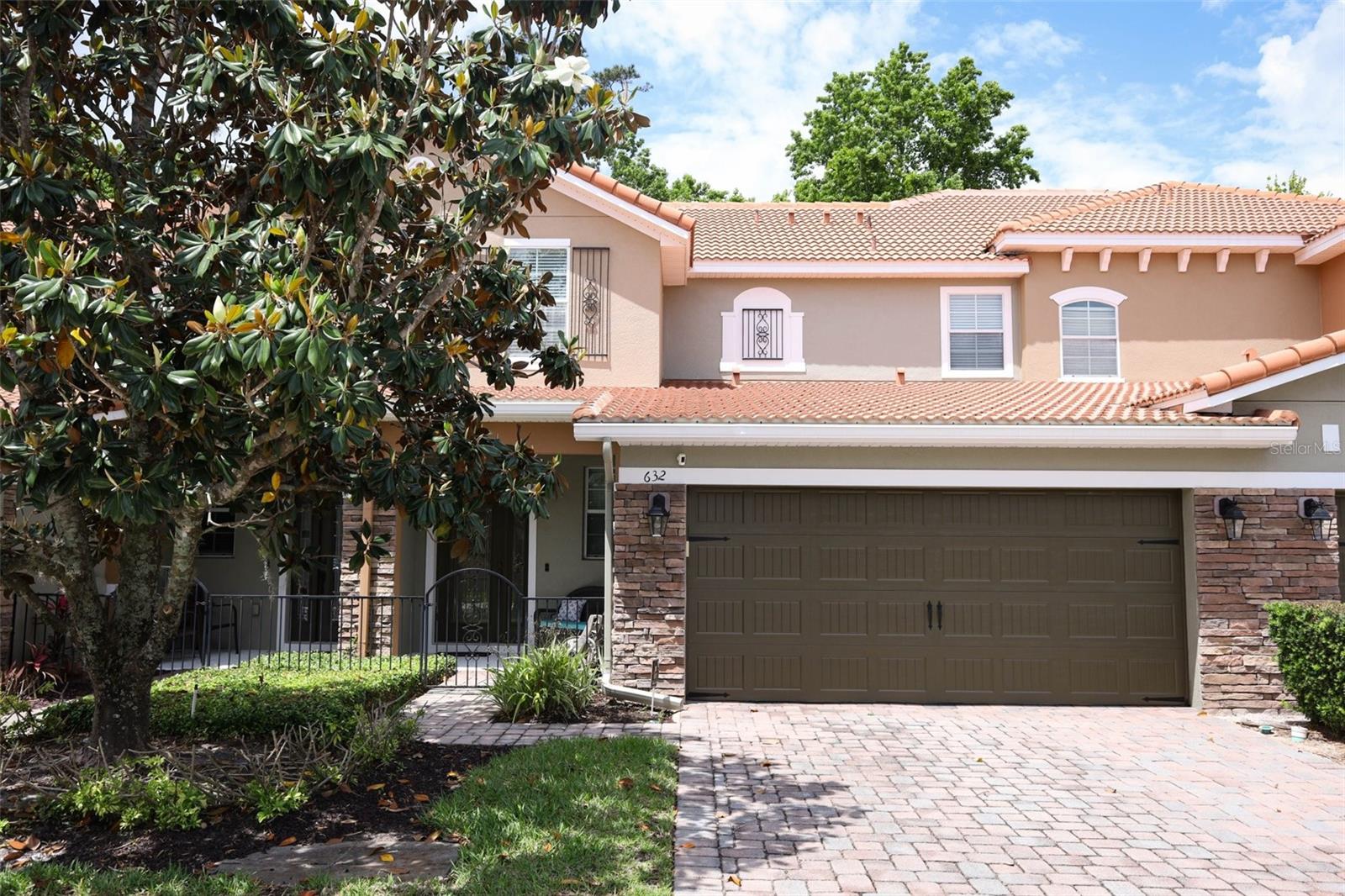 Image 2 of 69 For 632 Venice Place
