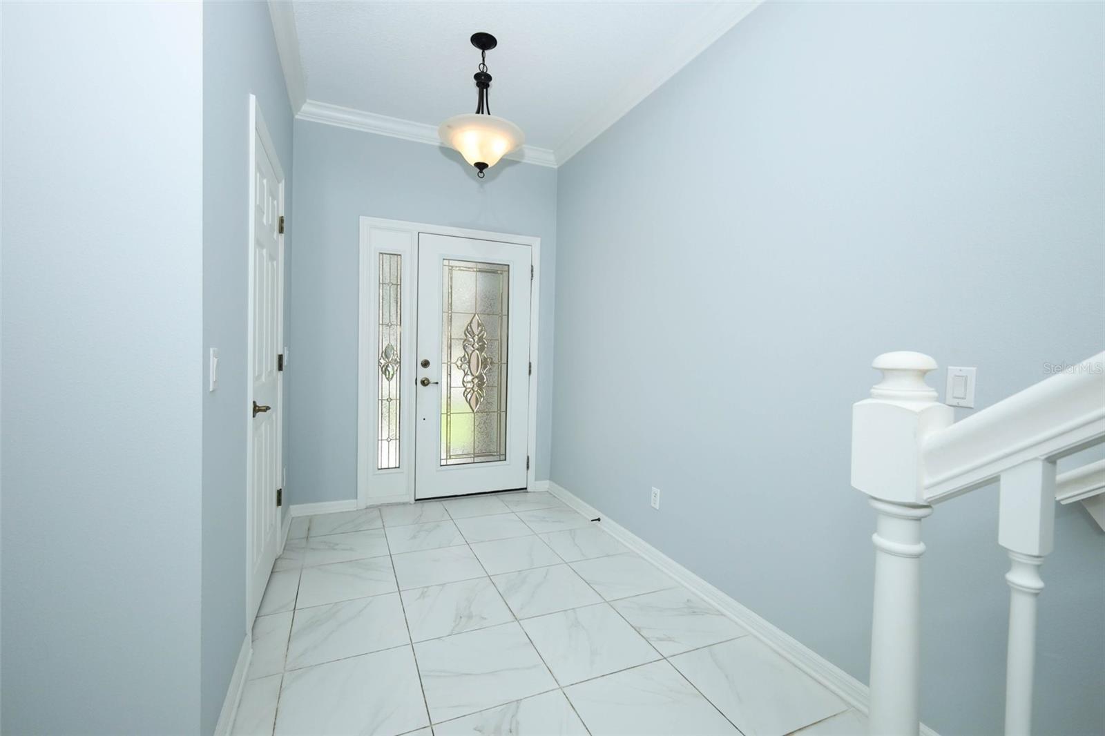 Image 5 of 69 For 632 Venice Place