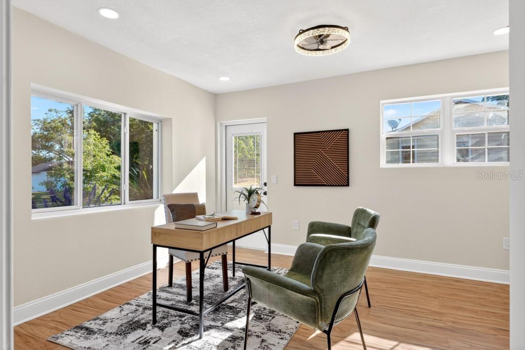 Image 23 of 81 For 7126 Crooked Lake Trail