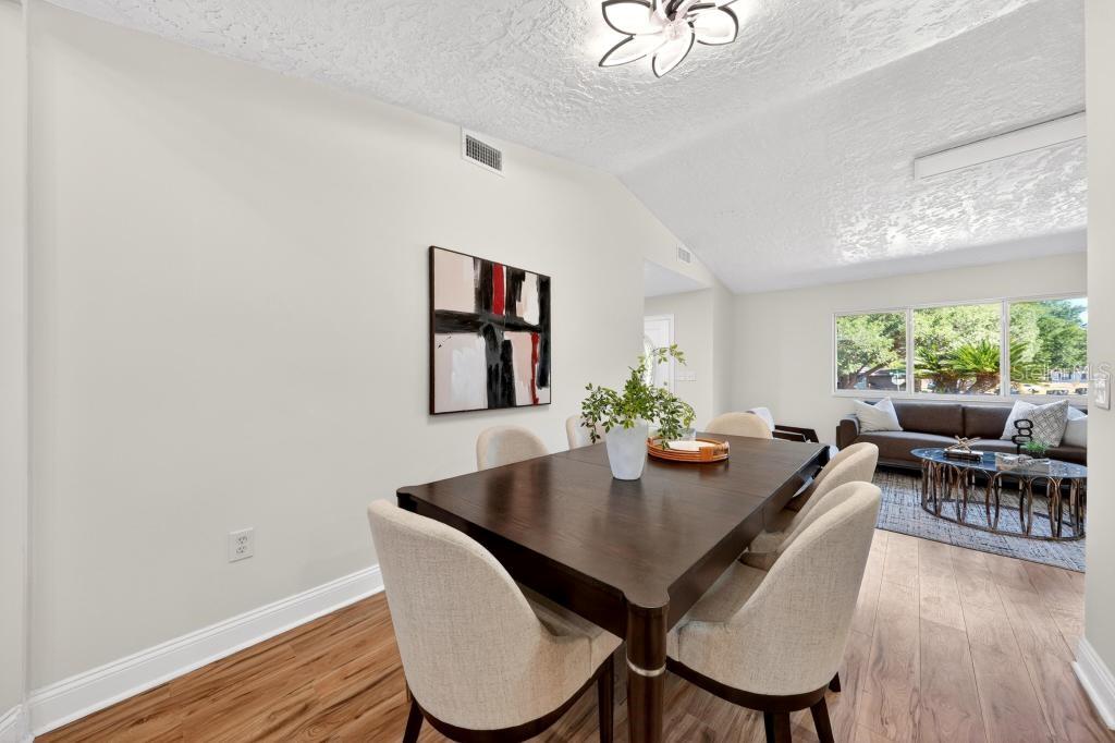 Image 31 of 81 For 7126 Crooked Lake Trail