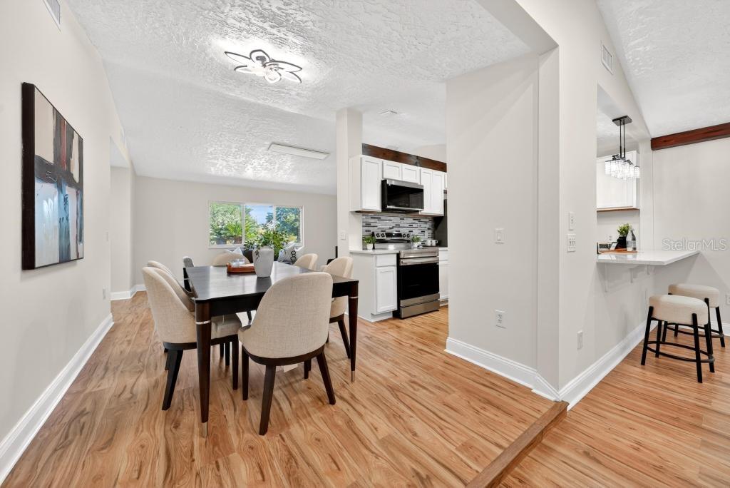 Image 32 of 81 For 7126 Crooked Lake Trail