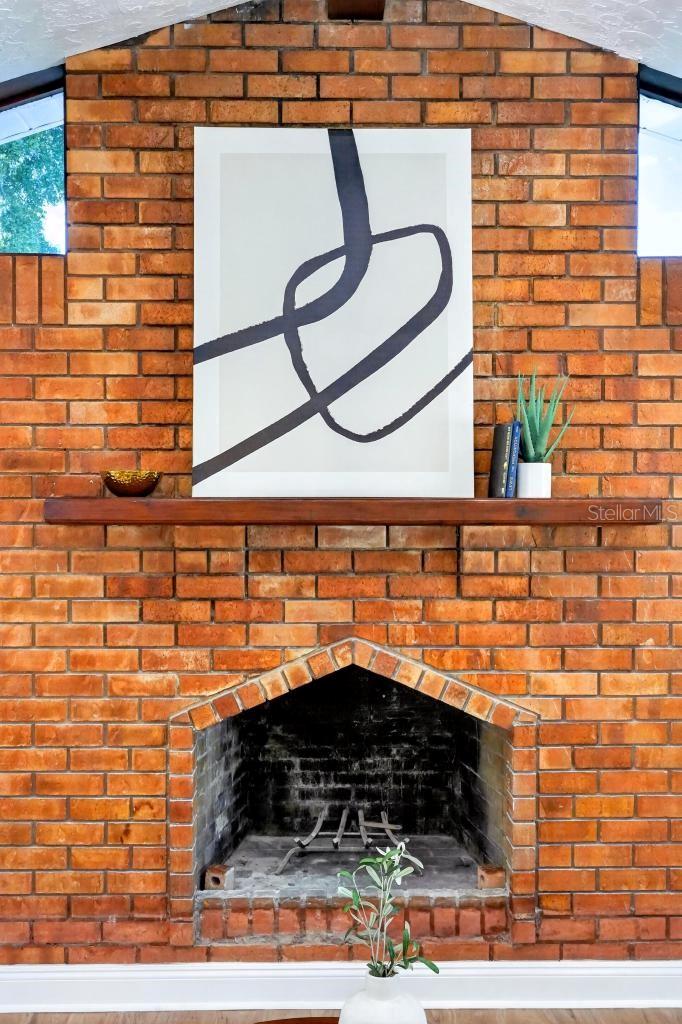 Image 33 of 81 For 7126 Crooked Lake Trail