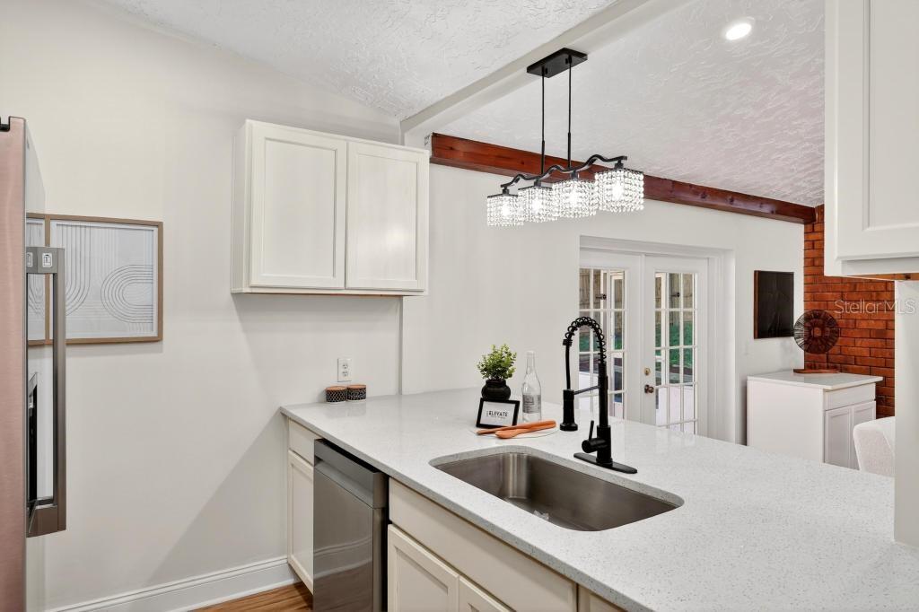 Image 43 of 81 For 7126 Crooked Lake Trail