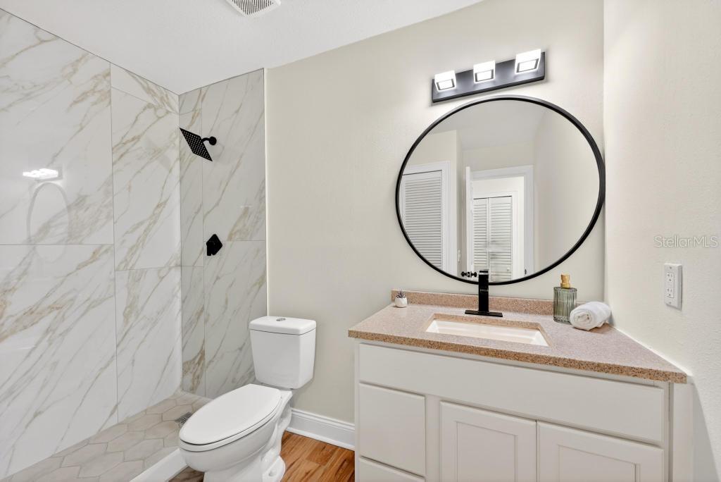 Image 49 of 81 For 7126 Crooked Lake Trail