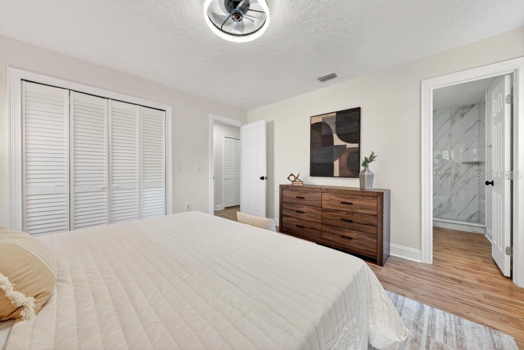 Image 54 of 81 For 7126 Crooked Lake Trail