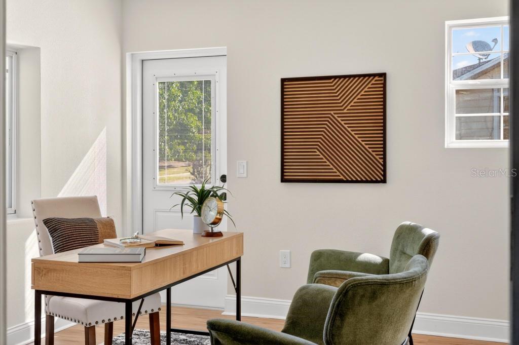 Image 7 of 81 For 7126 Crooked Lake Trail