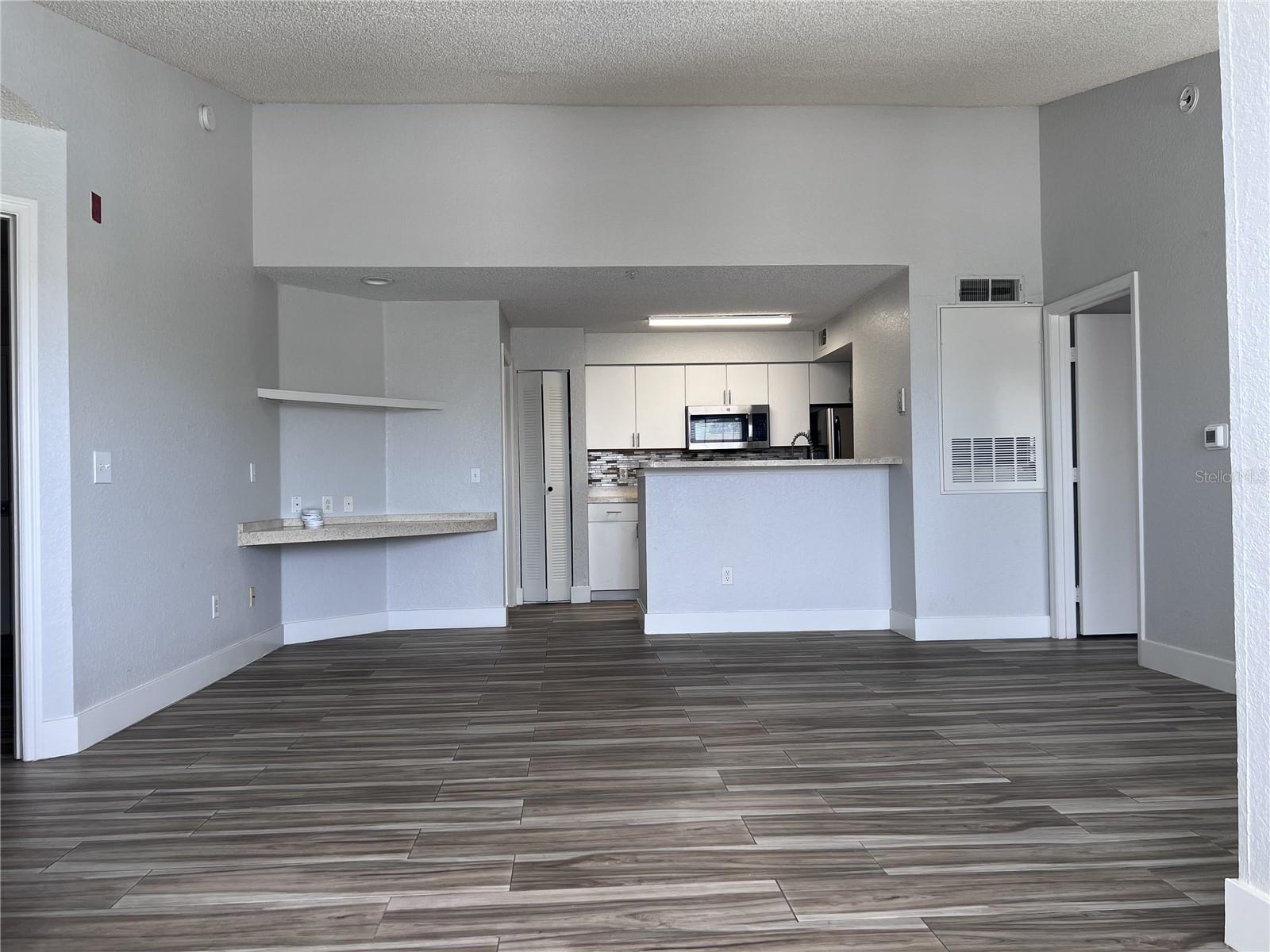 Image 21 of 23 For 2210 Grand Cayman Court 1736