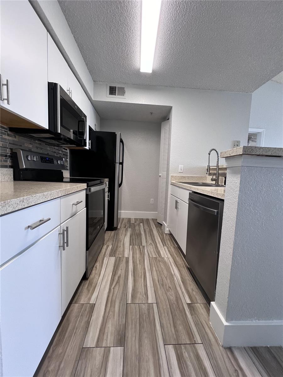 Image 7 of 23 For 2210 Grand Cayman Court 1736