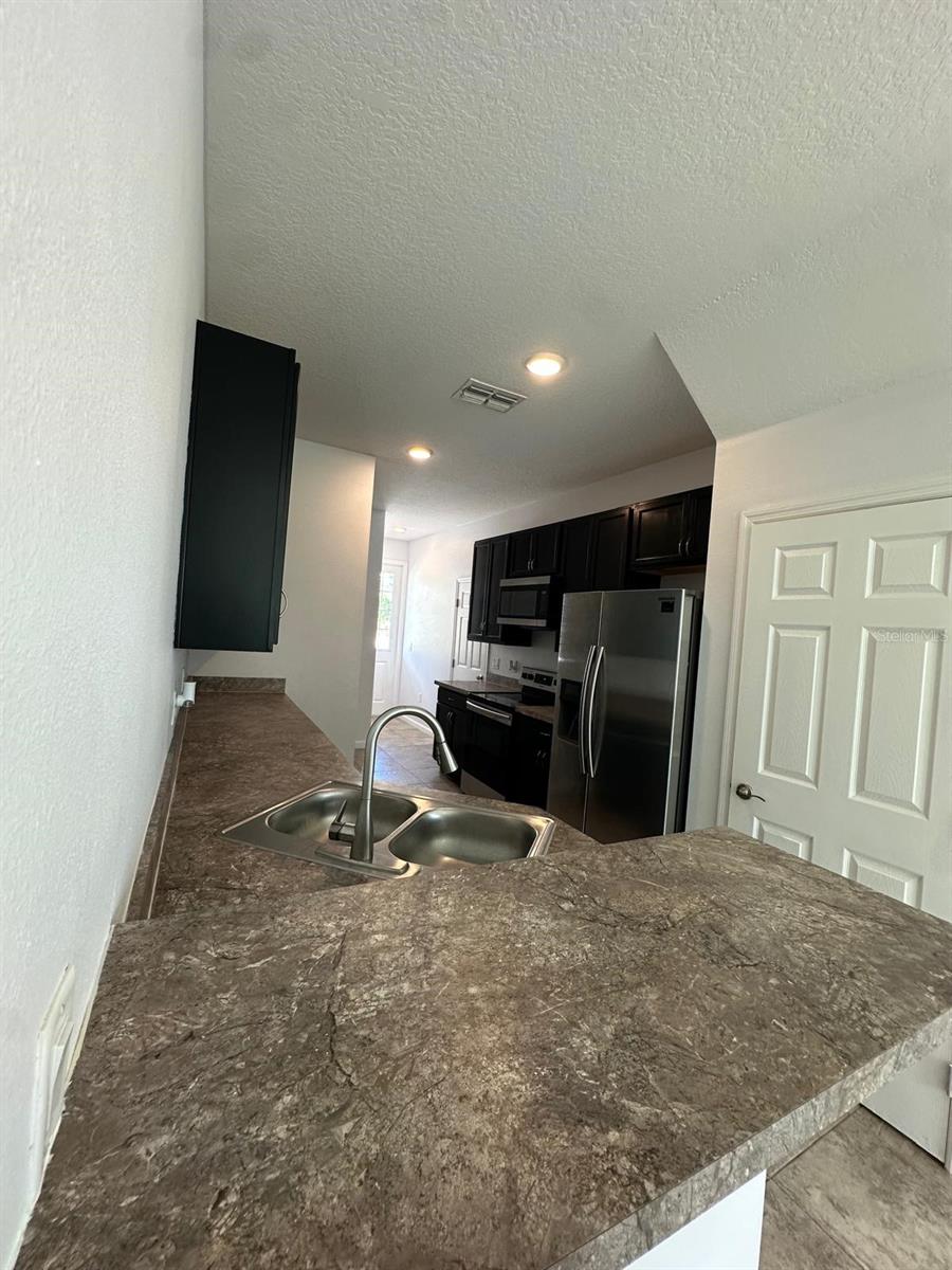 Image 6 of 12 For 112 Holly Village Drive