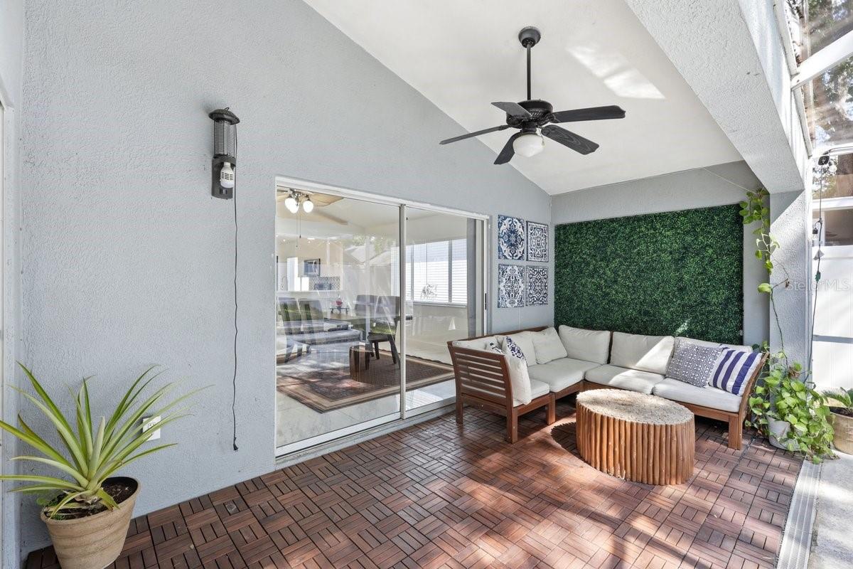 Image 24 of 36 For 4030 Watercove Drive