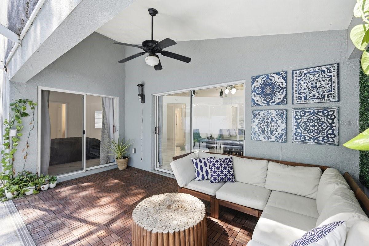 Image 25 of 36 For 4030 Watercove Drive