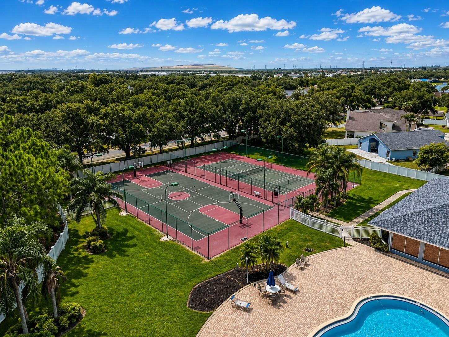 Image 27 of 36 For 4030 Watercove Drive