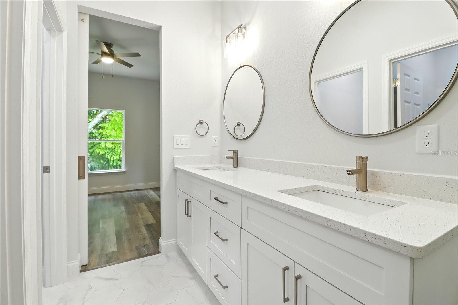 Image 26 of 41 For 2225 Howard Place