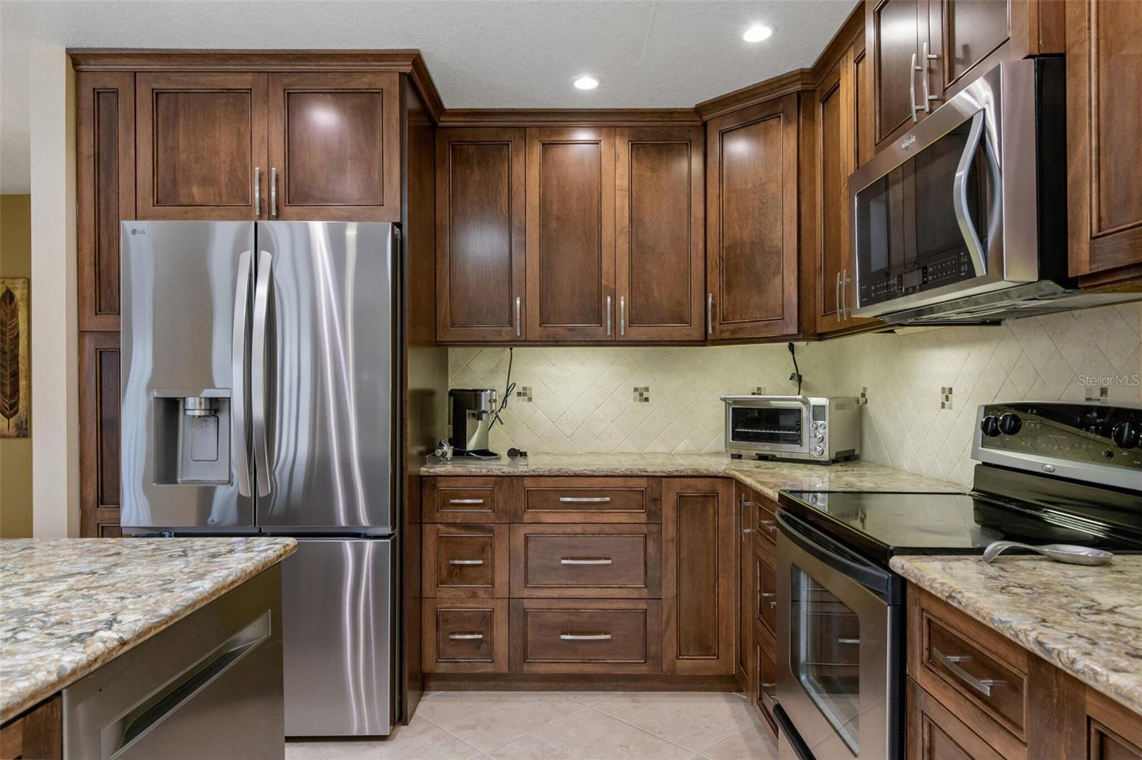 Image 10 of 26 For 1215 Huntington Lane