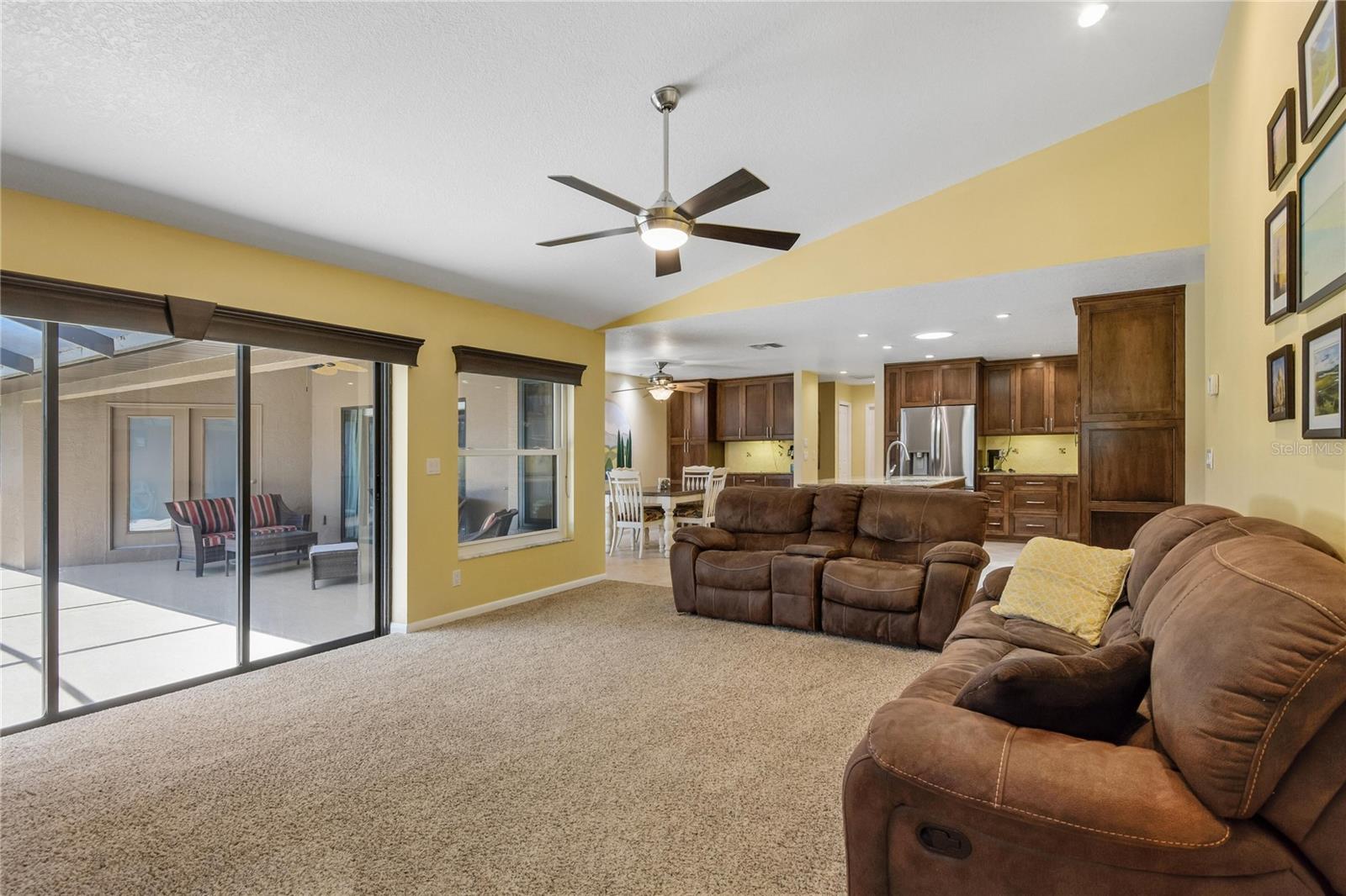 Image 13 of 26 For 1215 Huntington Lane