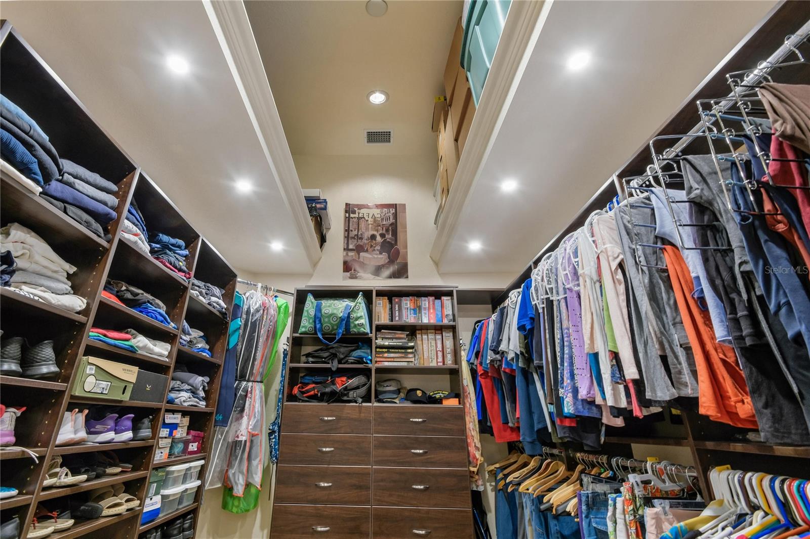 Image 18 of 26 For 1215 Huntington Lane