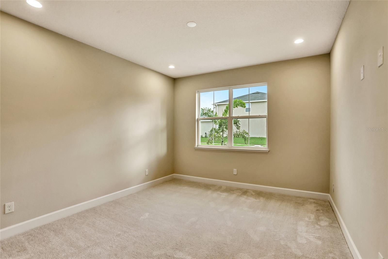 Image 4 of 36 For 3540 Stonebriar Lane