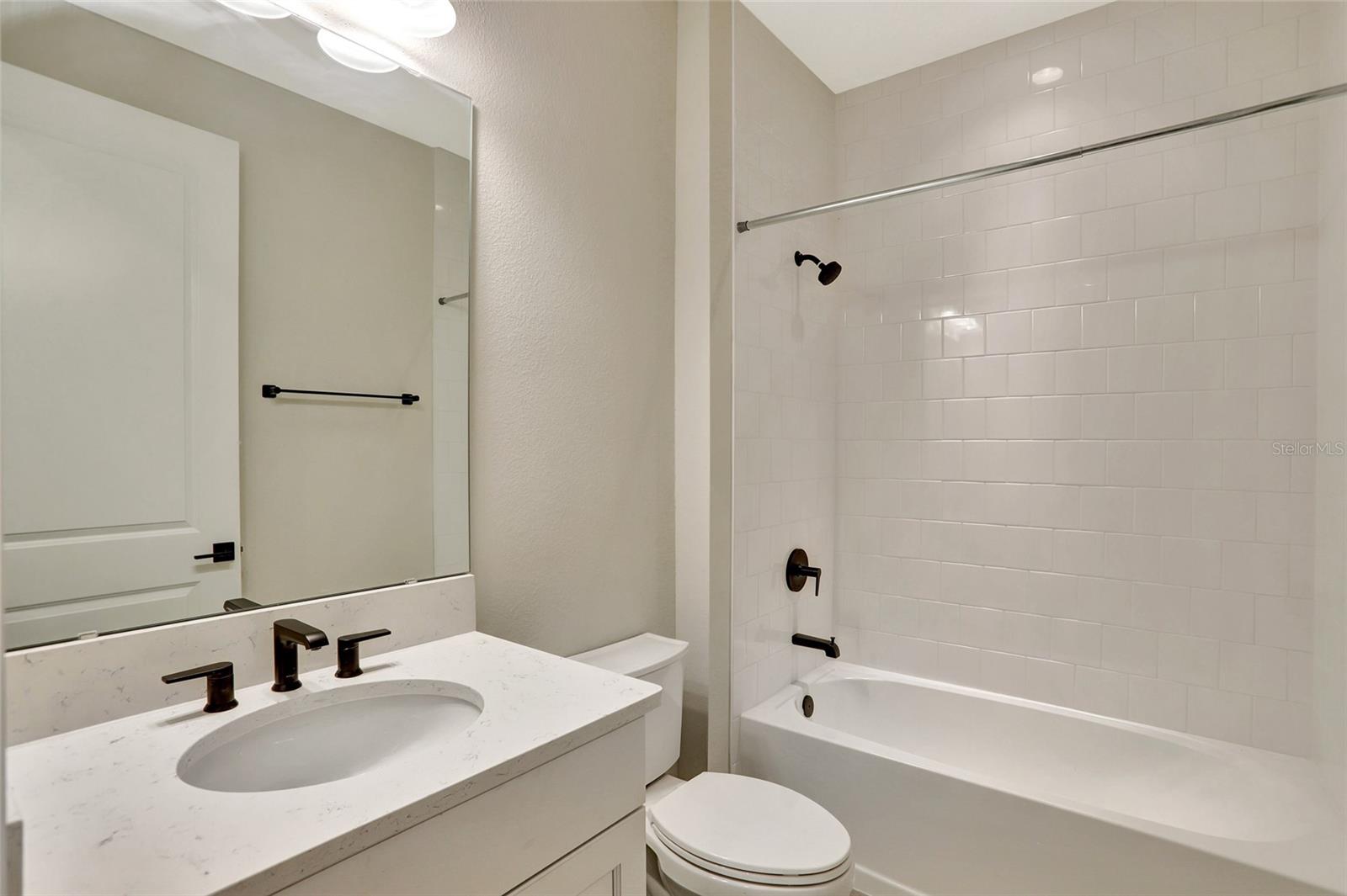 Image 6 of 36 For 3540 Stonebriar Lane