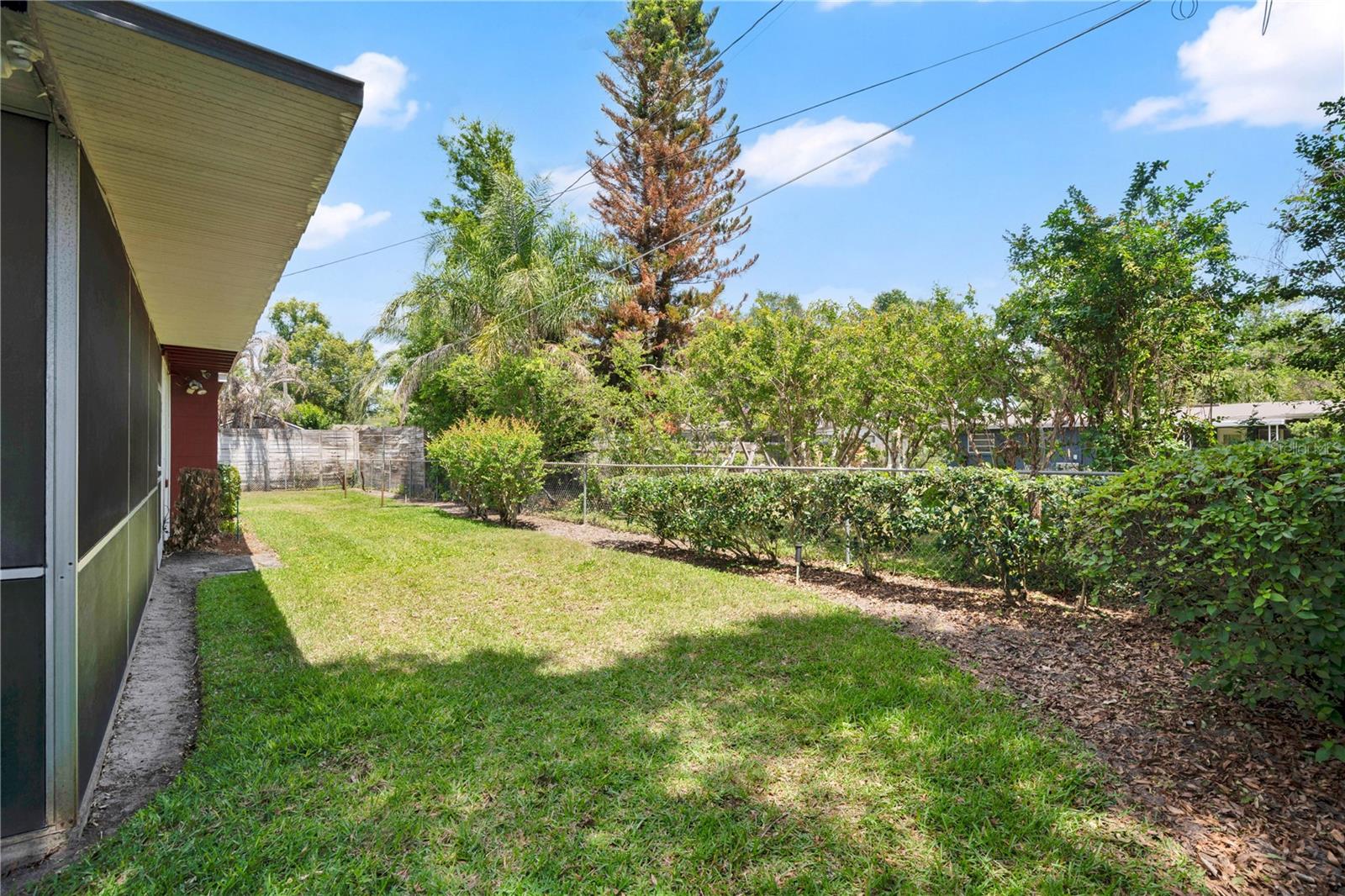 Image 25 of 36 For 4511 Leslyn Court